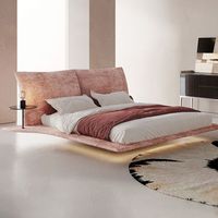 Lit double de luxe minimaliste italien en tissu chenille Motu haut de gamme, design flottant, pour chambre principale, lit de mariage, en pin