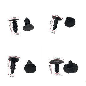 Clips de <span class=keywords><strong>fixation</strong></span> à rivets à pointe barbelée en nylon noir brillant pour garnitures intérieures de voiture et arbres de Noël - Product Image 6