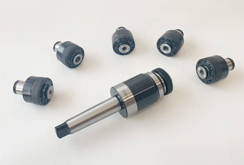 (54個)MT48LC4M32B2P-7IT:G メモリチップ データチップ 。 54個)MT48LC4M32B2P-7IT:G メモリチップ データチップ 。 - メルカリ