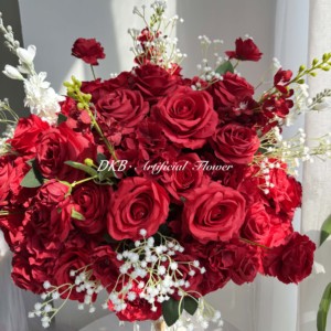 Cổ điển màu Đỏ đám cưới Bảng hoa sắp xếp Nhân Tạo Màu đỏ hoa bóng trung tâm với Burgundy Rose và trắng babysbreath - Product Image 5