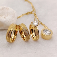 Alliances pour conjoints plaqué or Afrique du Sud Cz Bague de fiançailles en diamant Pendentif Amour Mariage Ensembles de mariée Bague de promesse pour couples