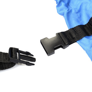Funda para Yate Azul Impermeable y Resistente al Sol de 600D, 21-24 Pies, Tela Oxford, PU - Usada - Product Image 3