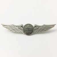 Broche d'uniforme d'aviateur personnalisée en métal avec logo de l'Académie d'aviation, insigne d'aile pour cadet de vol, à visser au dos