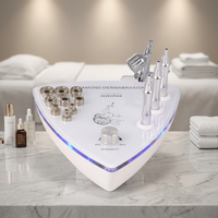 Dermabrasion à domicile, aspirateur pour points noirs, jet d'eau et d'oxygène pour estomper les ridules du front