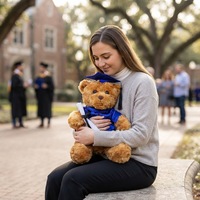 Ours en peluche personnalisé en coton PP rembourré de polyester avec chapeau et toge bleus pour la remise des diplômes