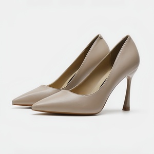 9 <span class=keywords><strong>cm</strong></span> femmes talons hauts chaussures de mariage respirant anti-dérapant PU Sexy résistant à l'usure en gros pompes bout pointu Stiletto pour les femmes - Product Image 2