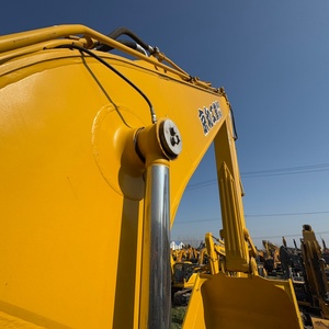 รถขุดตีนตะขาบมือสองคุณภาพสูงจากญี่ปุ่น ขนาด 20 ตัน สำหรับงานก่อสร้างดินและหิน ยี่ห้อโคมัตสึ รุ่น PC200-8 ขาย - Product Image 2