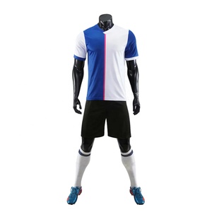 Último Diseño de Fábrica de Camisetas de Fútbol Personalizables para Hombre y Mujer, Impresión Gratuita, Material Premium Personalizado, Logotipo Personalizado de Alta Calidad - Product Image 1