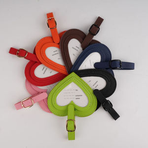 Étiquettes de bagage en gros en cuir PU Saffiano vegan, anti-UV, imprimées en forme de cœur, pour identification de bagages de voyage, couleur marine unie - Product Image 6