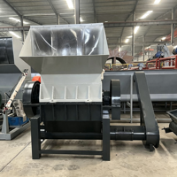Déchiqueteur de barils en plastique robuste de grande taille avec lames anti-rouille de haute précision, broyeur de bouteilles, pelletiseur avec pompe