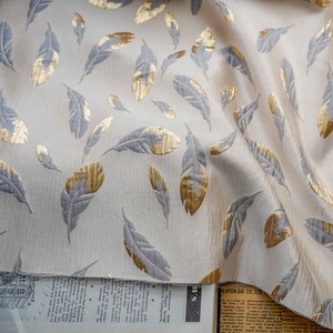 Самая модная жаккардовая ткань из золотого Шелкового перья с тиснением, Высококачественная весенне-осенняя Женская ткань - Product Image 5