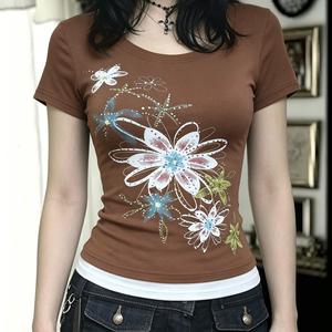 Camiseta de punto con estampado floral y bloques de color para mujer, cuello redondo, manga corta, informal, a la moda, top de verano - Product Image 1
