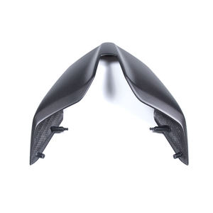 Capot de selle arrière en fibre de carbone finition brillante/mate, design léger/aérodynamique pour Ducati Panigale V4/V4S 2025, pré-percé - Product Image 1