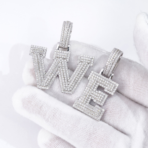 Pendentif Lettre Initiale A-Z en Argent Sterling 925, Sertie de Moissanite Taille Brillant Effet Diamant, Style Hip Hop, Personnalisable pour Homme, Vente en Gros - Product Image 2