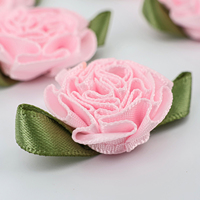 Robe pour fille faite à la main, mini roses artificielles, rubans en tissu, rosettes, fleurs avec feuilles vertes pour bricolage, couture, mariage