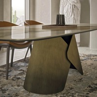 Italie personnalisation d'usine de luxe Villa manoir rectangle table à manger en marbre de pierre frittée avec pied en acier inoxydable doré