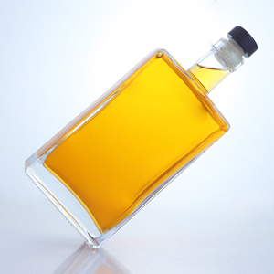 Bouteille en verre carrée transparente pour spiritueux 700ml 750ml Bouteille en verre pour Tequila Vodka Whisky avec bouchon en liège et anneau - Product Image 5