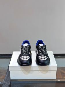 Chaussures de marche respirantes, antidérapantes, confortables et amortissantes. Tissu en maille sportive de haute qualité. Chaussures à fermeture par chaussette sur mesure pour hommes - Product Image 3