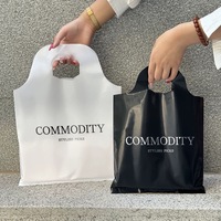 Sac en plastique PE durable et écologique avec poignée, personnalisable avec logo, idéal pour l'emballage de vêtements, d'épicerie et de chaussures