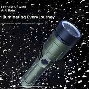 Lampe torche rechargeable haute puissance ultra-lumineuse 1500LM, zoom laser, longue autonomie, portée du faisceau 300m, en alliage d'aluminium - Product Image 4