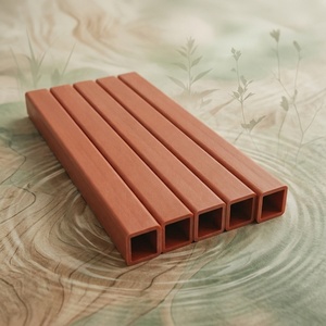 ท่อพีวีซีสี่เหลี่ยมสำหรับระบบไฮโดรโปนิกส์แบบ NFT ช่องทางแบบกำหนดความยาวเอง วัสดุปลอดภัยสำหรับอาหาร - Product Image 2