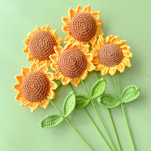 Accesorio Decorativo Tejido a Mano con Ganchillo de Lana con Diseño de Girasol para Fiestas, Año Nuevo, Halloween, Regreso a Clases, Año Nuevo Chino, Día del Padre - Product Image 2
