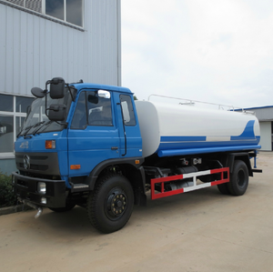 Camión Cisterna de Agua Potable 4x2 de Alto Rendimiento con Tanque de Agua de Acero Inoxidable de 5,000 Litros y Bomba de Agua en Venta - Product Image 1