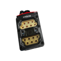 Lecteur de codes à barres bidimensionnels KEYENCE SR-2000W utilisé pour la lecture de codes sur plusieurs faces des boîtes en carton dans les lignes de tri