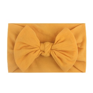 Gorro de <span class=keywords><strong>turbante</strong></span> de invierno, diadema con nudo de pelo para niñas recién nacidas, gorro cálido, Diadema con lazo de estilos con infusión de amor - Product Image 4