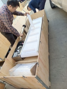 Z-type hellende transportband met lattenstructuur voor afgewerkte zakken, afvoer/uitvoer/uitlaat/afvoerband/transportband/elevator. - Product Image 6