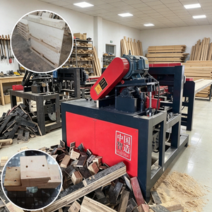 Machine de fabrication de pieds de palettes en bois à moteur, haute efficacité, pour le traitement du bois et la pose de clous, épaisseur 40-120 mm, pour coffrage - Product Image 1