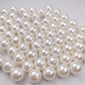 Perlas Redondas Blancas <span class=keywords><strong>de</strong></span> Nácar <span class=keywords><strong>de</strong></span> 3-18 mm para Decoración - Product Image 3