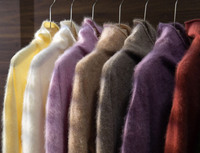 Pull en cachemire doux d'hiver d'usine OEM Pull en tricot à col roulé brossé confortable et confortable pour femmes
