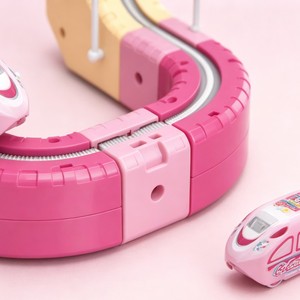 Nouveau train électrique 3D pour filles, circuit flexible magique rose, jouet de course, <span class=keywords><strong>voiture</strong></span> éducative, cube, engrenage, fusion, rail, éclairage pour enfants - Product Image 3