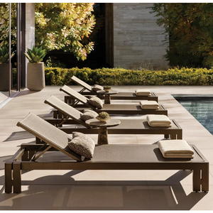 Chaise longue en maille empilable et réglable avec structure en aluminium résistante aux intempéries - Product Image 1
