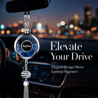 Diffuseur de parfum professionnel en alliage pour voiture, flacon suspendu en verre avec pompon élégant et cristal pour une diffusion longue durée, support ODM