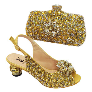 Sandales <span class=keywords><strong>Femme</strong></span> Strass Diamant 2025 <span class=keywords><strong>Chaussures</strong></span> et Sacs Italiens pour <span class=keywords><strong>Mariage</strong></span> Nigérian, Ensemble Assorti pour Soirée et Robes de Bal 2025 - Product Image 1