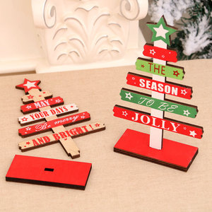 Adornos navideños para armar: Mini árbol de Navidad de madera con el alfabeto inglés, un pequeño adorno para escritorio/oficina. - Product Image 2
