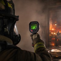 Caméra thermique de lutte contre les incendies LSJ F1200 1200 ° Caméra thermique portable WiFi IP67 TIC 640x512 pour la recherche de personnel de secours incendie
