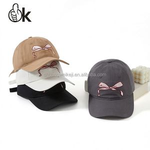 Casquettes de baseball ajustables en satin doublé pour camionneurs, avec boucles de ceinture métalliques et visière courte, vente en gros - Product Image 6