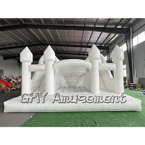 Castillo Inflable Blanco para Interior y Exterior con Doble Tobogán y Piscina de Pelotas - Product Image 3