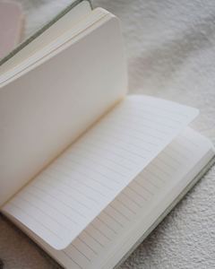 Cuaderno Personalizable de Tapa Dura Premium con Cubierta de Cuero A5, Logotipo Personalizado y Diseño de Páginas Interiores, Regalo de 100 Hojas - Product Image 3