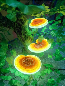 Lampe LED décorative Ganoderma Tree Hug à couche unique avec lumière marron chaude et matériau FRP pour la décoration paysagère extérieure - Product Image 1