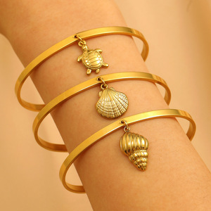 Động vật biển kỳ nghỉ vỏ rùa Seashell Mặt dây chuyền mở vòng đeo tay <span class=keywords><strong>Bangle</strong></span> mạ vàng xỉn miễn phí thép không gỉ trang sức - Product Image 1
