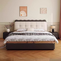 Modernes Einfaches Design Minimalistisches Echtes Leder Oberfläche Holzrahmen Metallbeine Weiches Doppelbett BTLB051 für Schlafzimmer oder Hotel