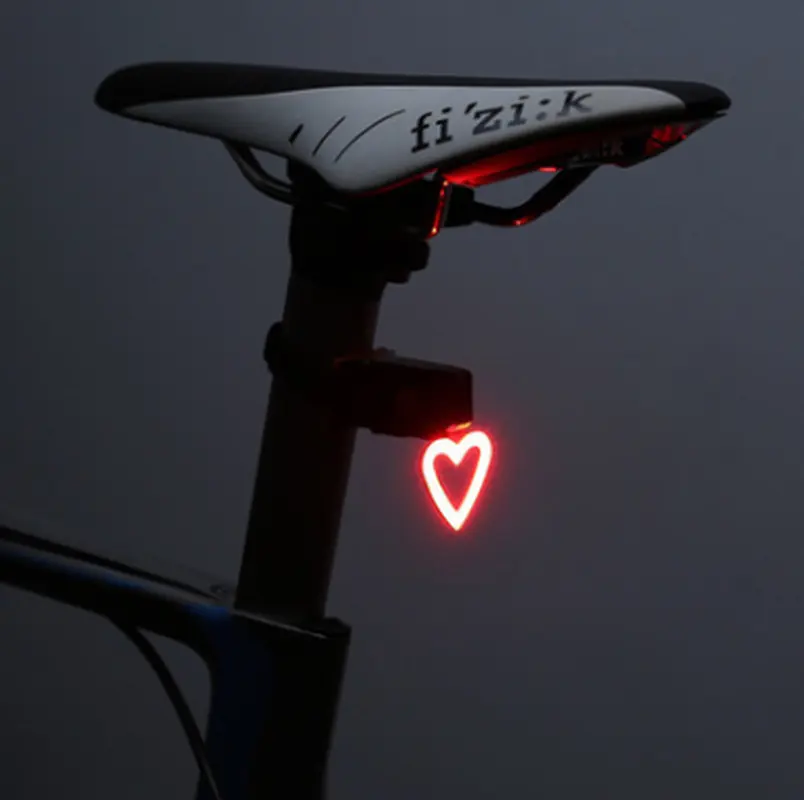 बाइक पूंछ प्रकाश का नेतृत्व किया यूएसबी प्लास्टिक रोशनी रात सवारी Seatpost साइकिल दीपक प्रकाश सामान टेल लाइट्स दिल