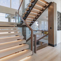 Foshan Factory Custom ized Moderne gerade Treppen aus Stahl und Holz mit Glas geländer Langlebige Montage für Wohnungen