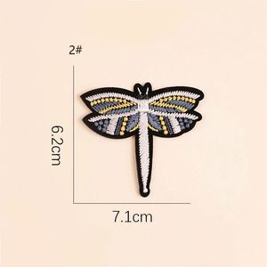 Parche Bordado Termoadhesivo NODA con Diseño de Libélula para Ropa - Product Image 4