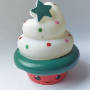 Wholesale Festive XMAS Tree Ice Cream Squeeze Toy Squeaky Vinyl Pet Toy Holiday Themed - Product Image 1