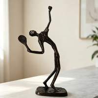 Statuette moderne en fonte de joueur de tennis, statue d'athlète masculin, thème artistique sportif, ornement de bureau, décoration de table pour la maison et le bureau